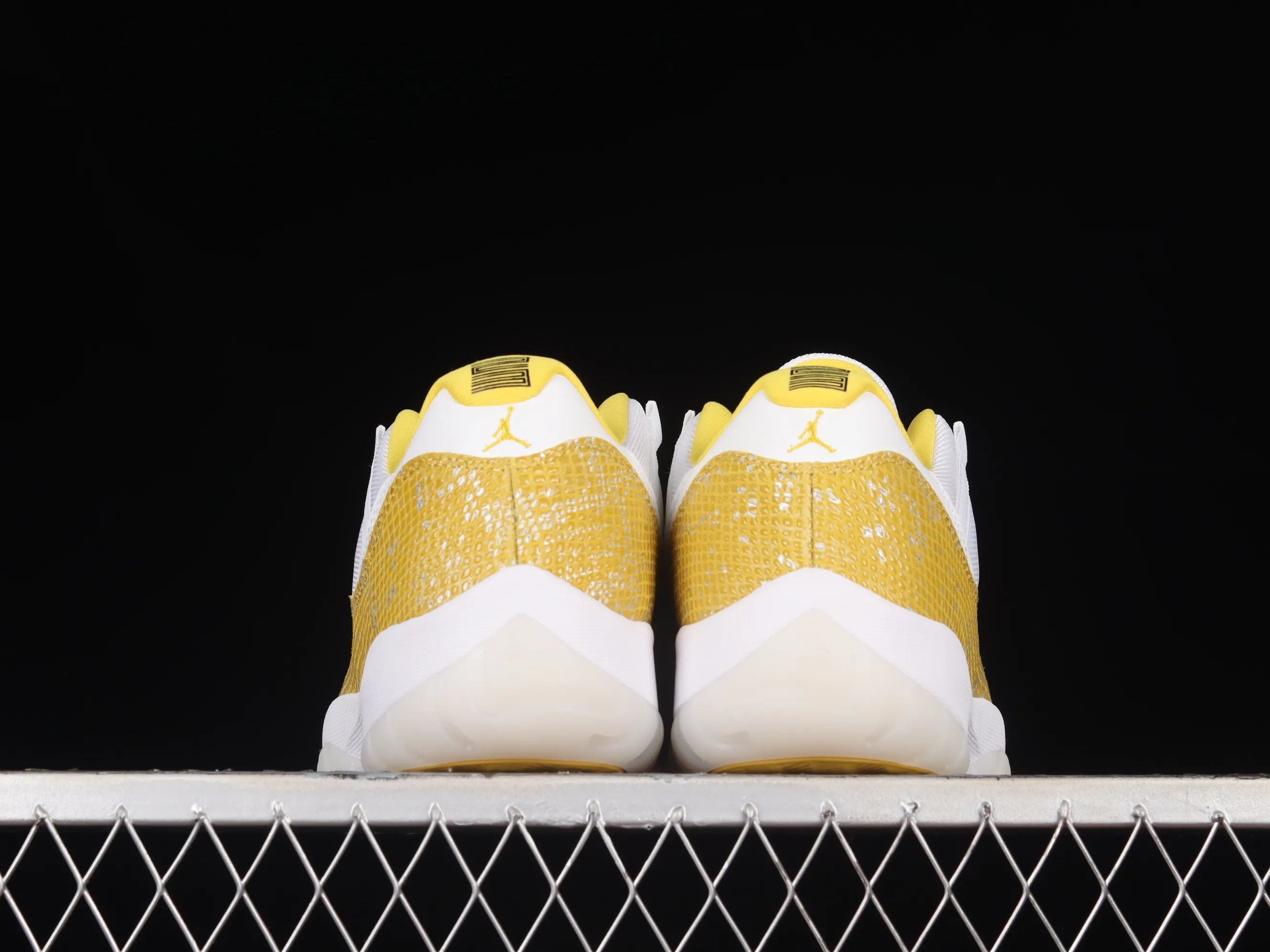 All categories Air Jordan Jordan series basketball shoes Air Jordan 11 F version Air Jordan AJ11 Low SE "Yellow Snakeskin" AJ11 Joe 11 yellow snake pattern genuine carbon AH7860-107
